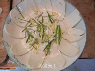 跟老杨学剁椒鱼头的做法步骤：4