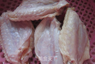 无辣蜜汁烤翅的做法步骤：1