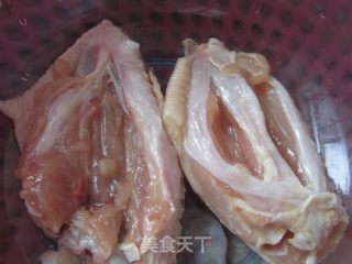无辣蜜汁烤翅的做法步骤：2