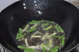 油爆虾的做法步骤：4