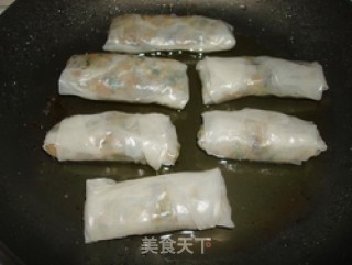越南炸春卷的做法步骤：7