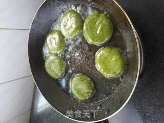 艾叶糯米饼的做法步骤：2