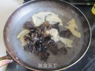 锅巴肉片的做法步骤：7