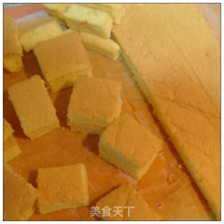 加入枸杞的养生蛋糕----枸杞豆浆蛋糕的做法步骤：11