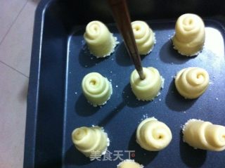 蜜蜂小面包的做法步骤：10