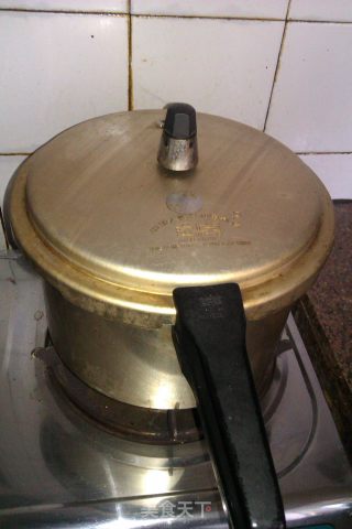 鸽子汤的做法步骤：2