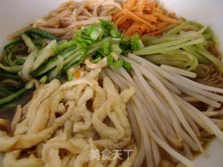 夏日缤纷——五彩丝煮面的做法步骤：10