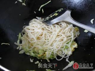 酱油炒面的做法步骤：7