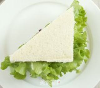 金枪鱼火腿煎蛋三明治的做法步骤：12