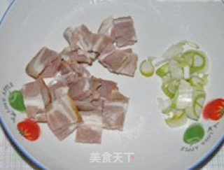 培根炒蚕豆的做法步骤：3