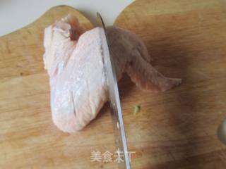腐乳香烤鸡翅的做法步骤：1