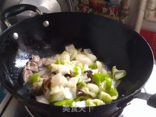 葱椒肉片的做法步骤：8