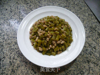 肉末炒酸带豆的做法步骤：9