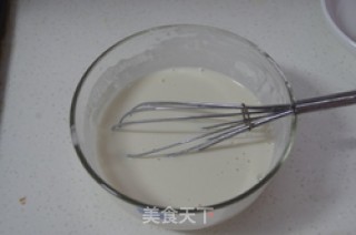 香肠蛋饼的做法步骤：2