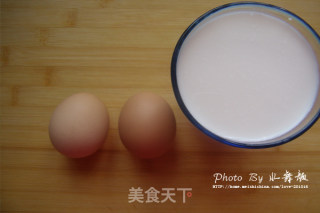 【牛奶蒸蛋羹】宝宝的最爱的做法步骤：1
