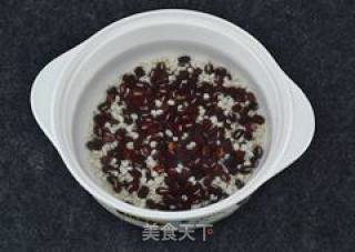 祛湿健脾——红豆薏米浆的做法步骤：2