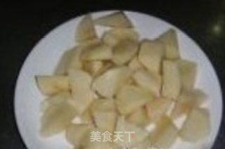 鲍鱼烧土豆的做法步骤：2