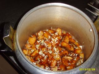 鲍鱼烧土豆的做法步骤：5