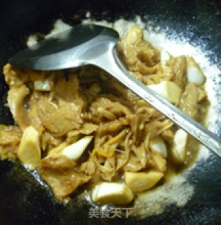 黄花菜茭白烧烤麸的做法步骤：20