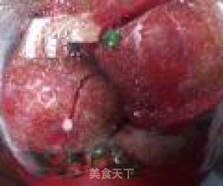 酸辣李子的做法步骤：2