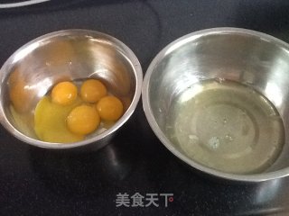 戚风蛋糕的做法步骤：1