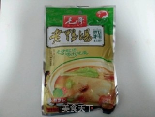 酸萝卜炖猪肚的做法步骤：1