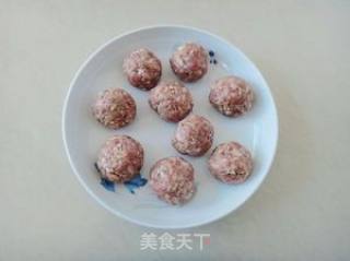 野菜与肉的完美结合——鱼腥草肉丸的做法步骤：5