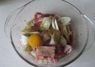 枣香排骨的做法步骤：1
