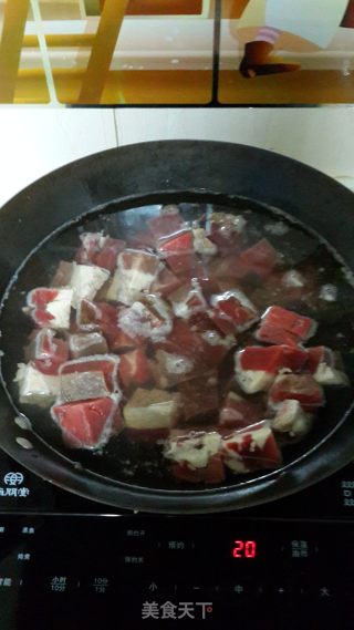 超豪华牛肉面的做法步骤：1