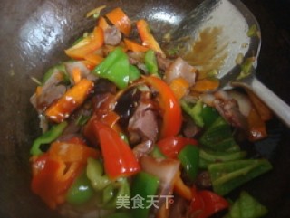 爆炒猪头肉的做法步骤：7