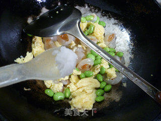 毛豆荔枝炒鸡蛋的做法步骤：10