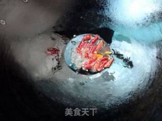 芹菜炒河虾的做法步骤：3