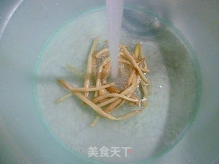 黄花菜炒梅豆的做法步骤：5