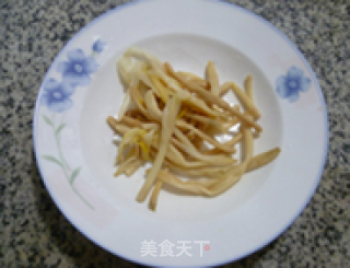 黄花菜炒梅豆的做法步骤：6