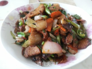 回锅肉的做法步骤：5