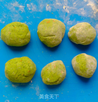 菠菜胡萝卜窝窝—健康绿色食品九阳原汁机的做法步骤：7