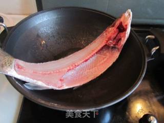 湖乡豆腐炖鱼的做法步骤：5