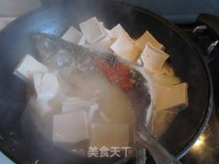湖乡豆腐炖鱼的做法步骤：10