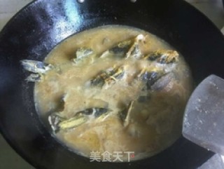 昂刺鱼烧黄瓜的做法步骤：2