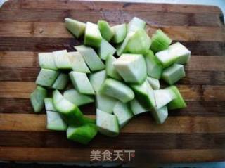 剁椒丝瓜的做法步骤：2