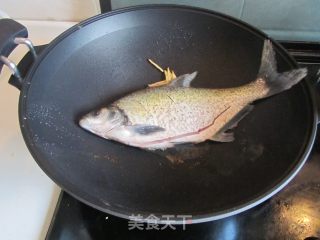 红烧鳊鱼的做法步骤：5