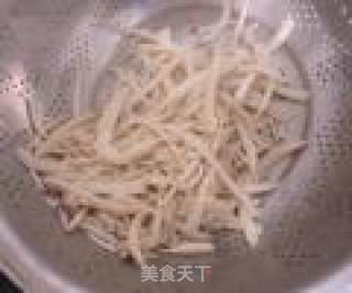 咖喱牛杂鸡腿菇汤的做法步骤：6