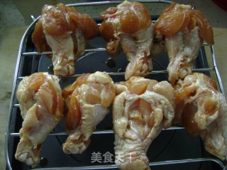 光波炉烤鸡翅的做法步骤：4