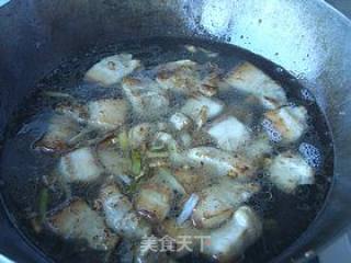玉米红烧肉的做法步骤：5