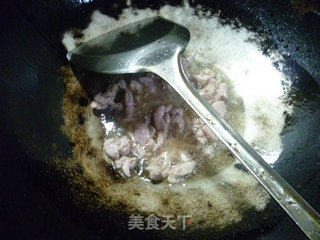 韭菜芽炒里脊肉的做法步骤：5