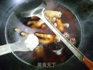 红烧鸡爪的做法步骤：7