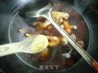 红烧鸡爪的做法步骤：9