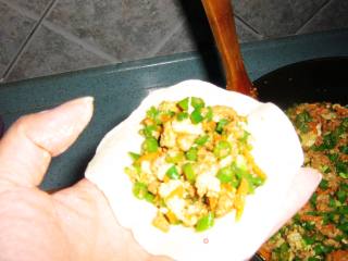有酱香味的－－肉素搭配的豇豆包子的做法步骤：10