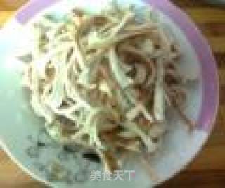 手撕香菇根的做法步骤：2