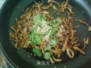 手撕香菇根的做法步骤：6
